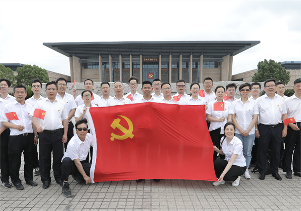 优秀党支部——尊龙时凯二建党支部